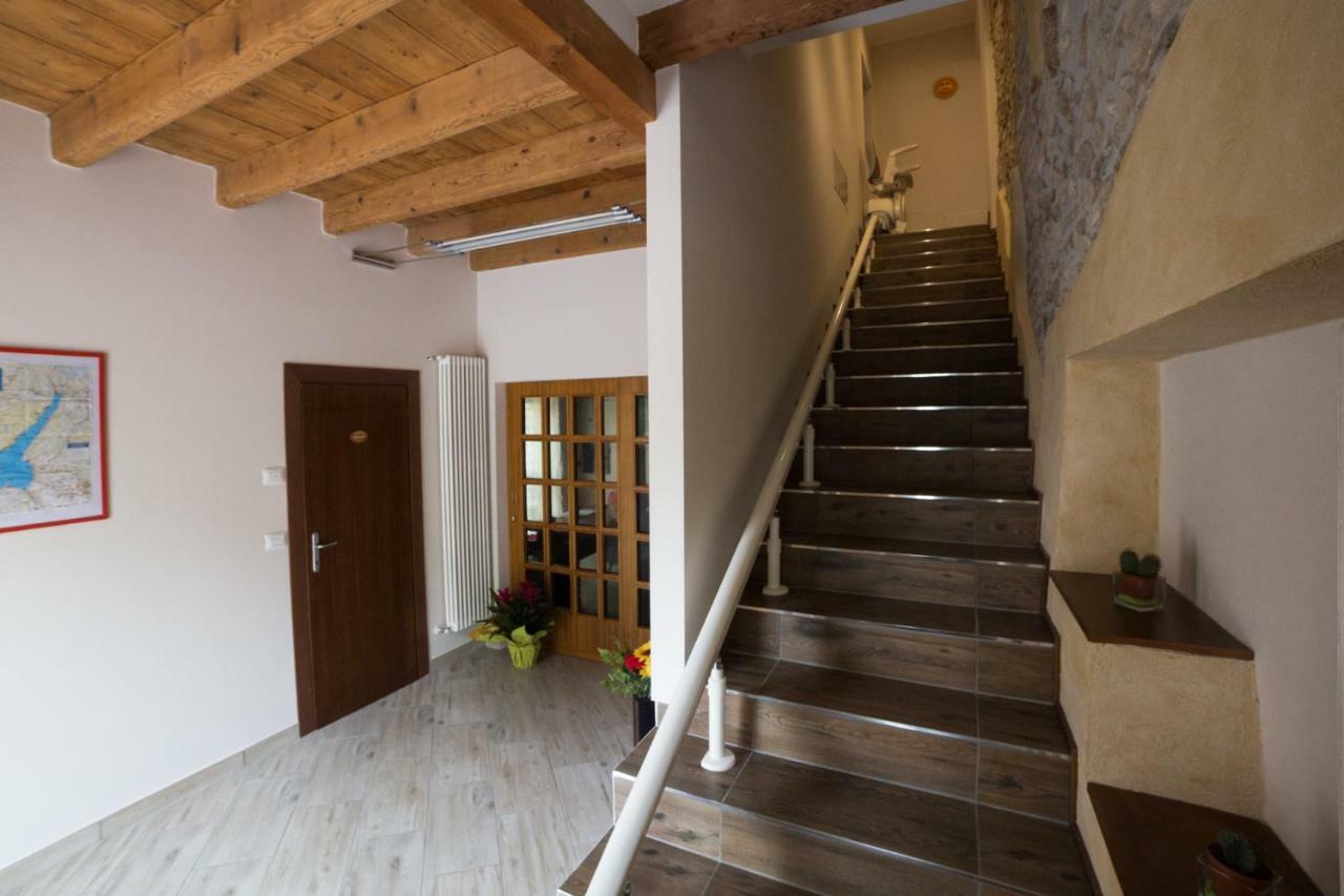 I Colli Del Garda Hotel Lonato Exterior photo